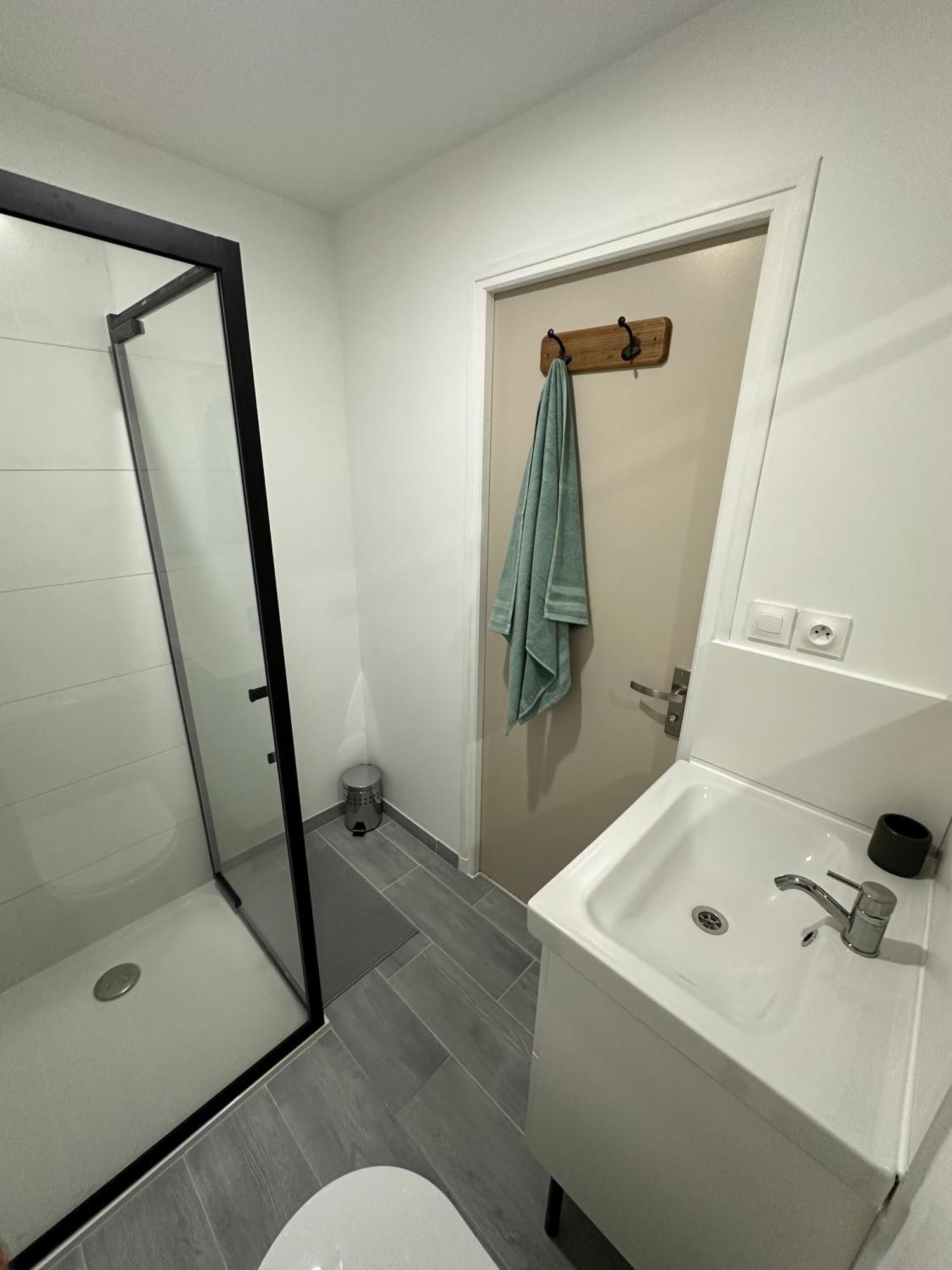 Aparthotel Le Qg Codolet Zewnętrze zdjęcie
